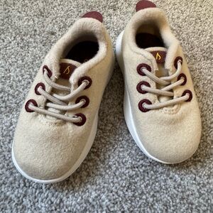 Allbirds Kids Sneakers in Cream and Maroon